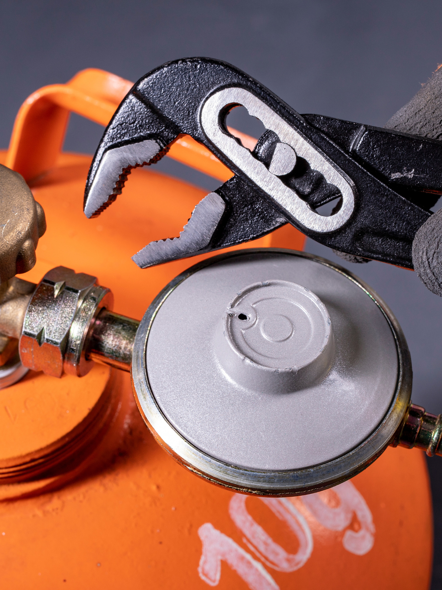 gas safe registered engineer near me Keighley, BD20-BD22